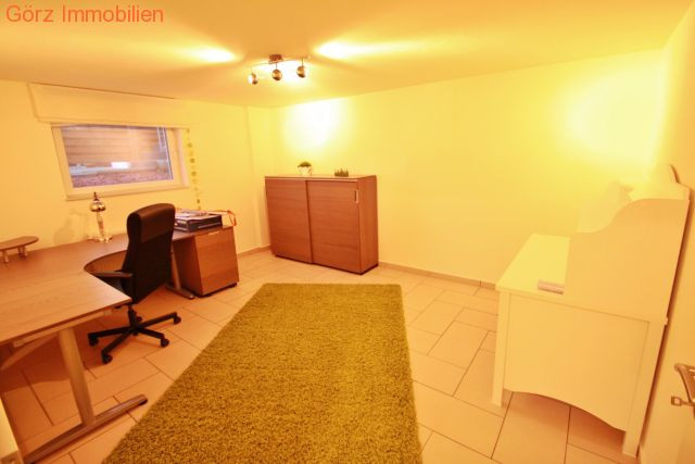 Kinderzimmer/Schlafzimmer/B�ro Maisonettewohnung Barmstedt