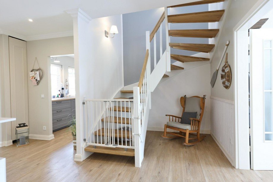 Treppe ins OG Einfamilienhaus Borstel Hohenraden