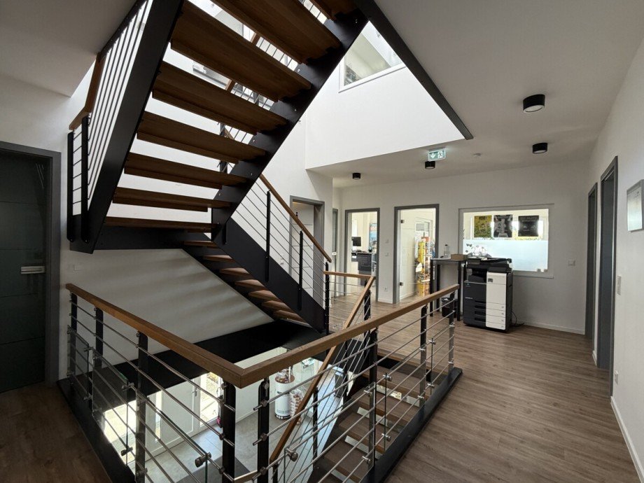 Treppenhaus OG B�rohaus Quickborn