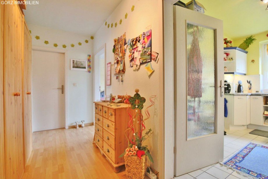 sch�ner Flur mit Stauraum Dachgeschosswohnung Hamburg