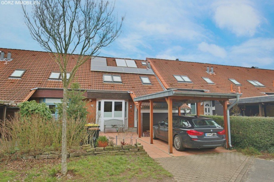 Stra�enansicht Reihenhaus Norderstedt