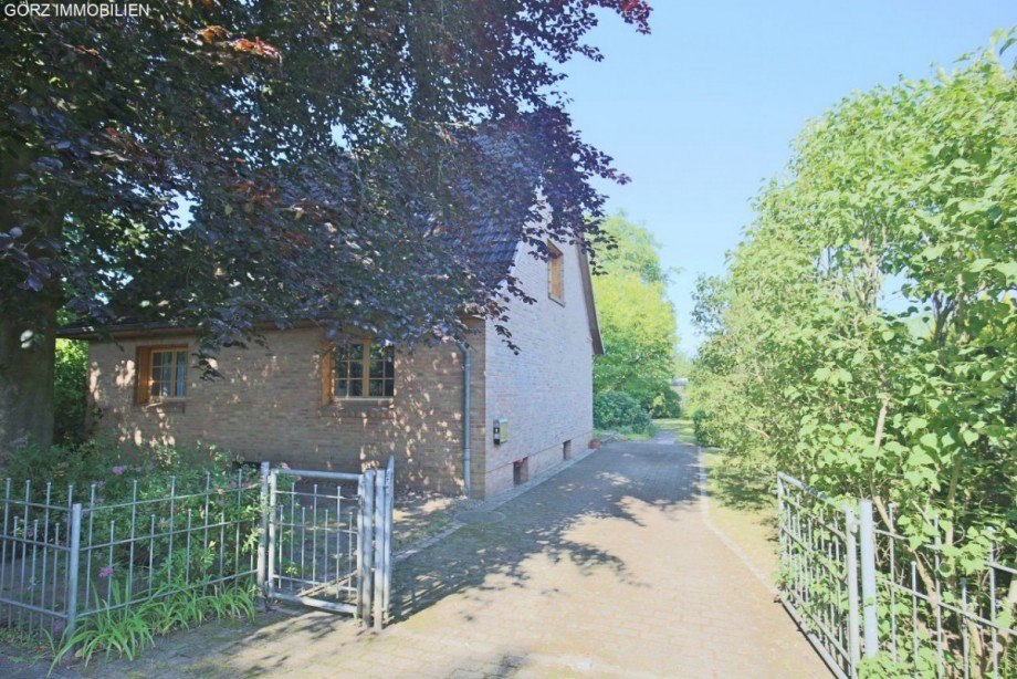 Zufahrt Einfamilienhaus Henstedt-Ulzburg