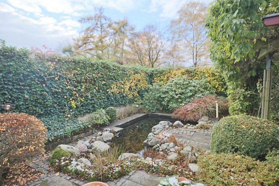 Gartenteich Einfamilienhaus Norderstedt