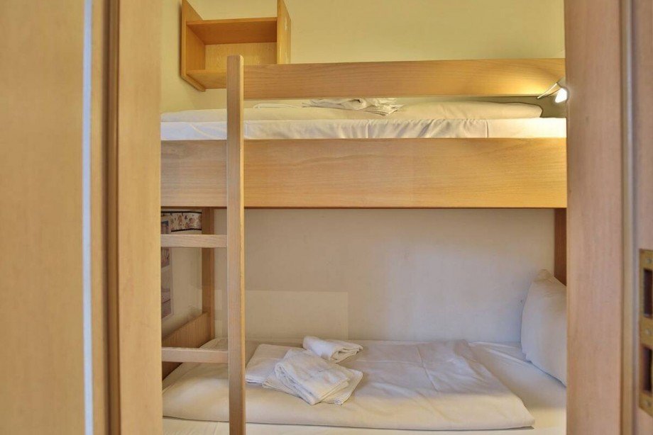 Etagen-Bett Zimmer Etagenwohnung Scharbeutz