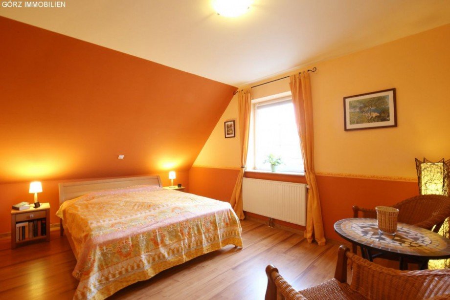 Schlafzimmer Doppelhaush�lfte Henstedt Ulzburg