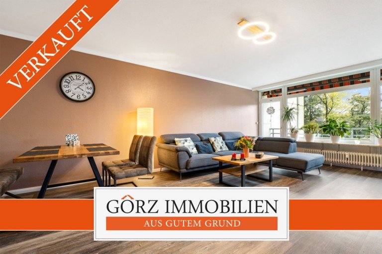 Quickborn Etagenwohnung *VERKAUFT* Traumhafte, sanierte 3-Zimmer Wohnung mit Schwimmbad, Sauna und lukrativen Mieteinnahmen aus Kellerräumen - Ihr neues Zuhause mit Mehrwert!