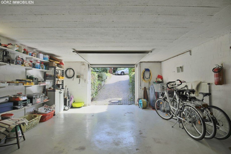 gro�e Garage Zweifamilienhaus Norderstedt