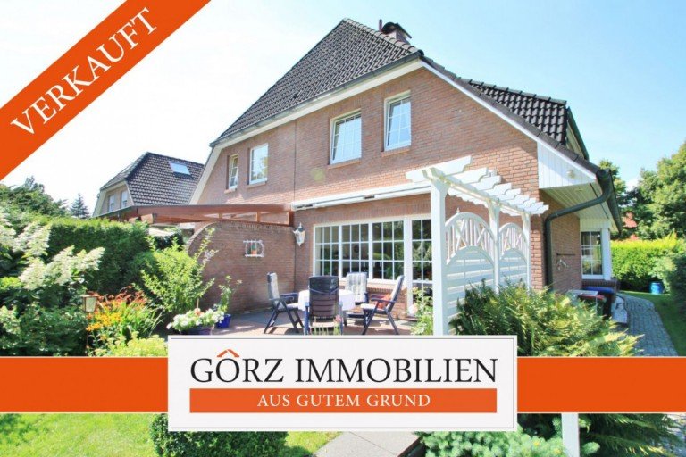 Hamburg Doppelhaushälfte *VERKAUFT* Landhaus mit bis zu 800m² Garten für die Kinder!