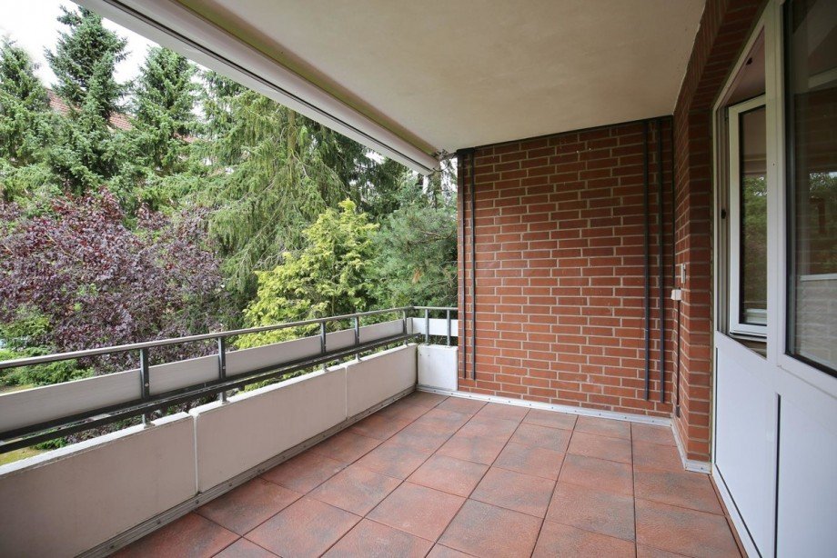 �berdachte XXL Loggia Etagenwohnung Quickborn