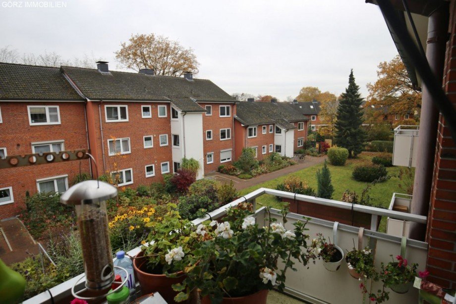 Blick vom Balkon Dachgeschosswohnung Norderstedt