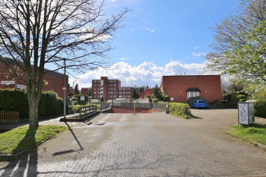 Einfahrt Tiefgarage Reihenendhaus Norderstedt