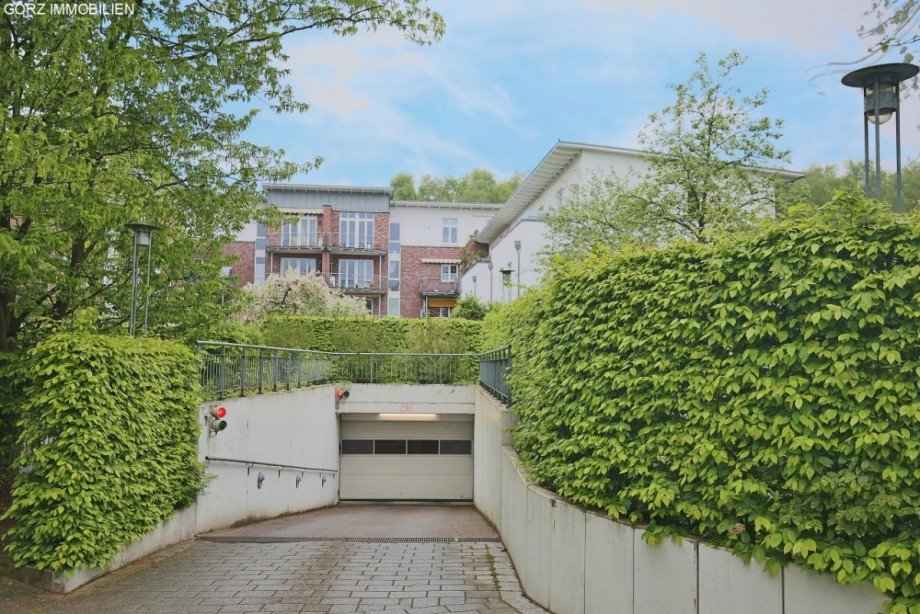 Einfahrt Tiefgarage Erdgeschosswohnung Hamburg