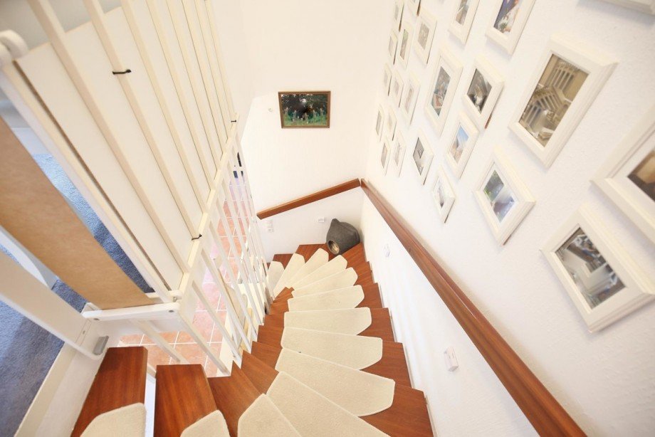 Holztreppe Reihenendhaus Norderstedt