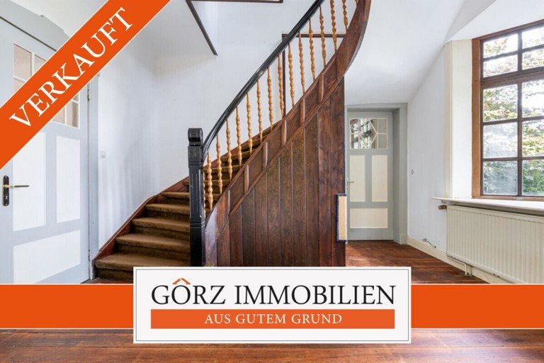  Ellerbek Einfamilienhaus *VERKAUFT* Einmalige Kombination: Stilvolle Altbauvilla & Neubauoption f�r MFH in Ellerbek