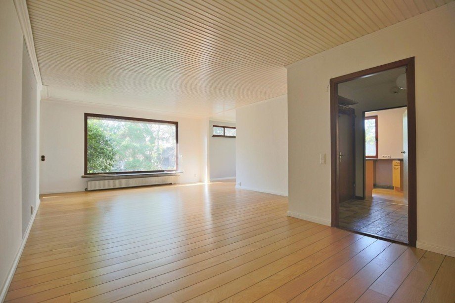 WZ Blick in den Flur Einfamilienhaus Quickborn