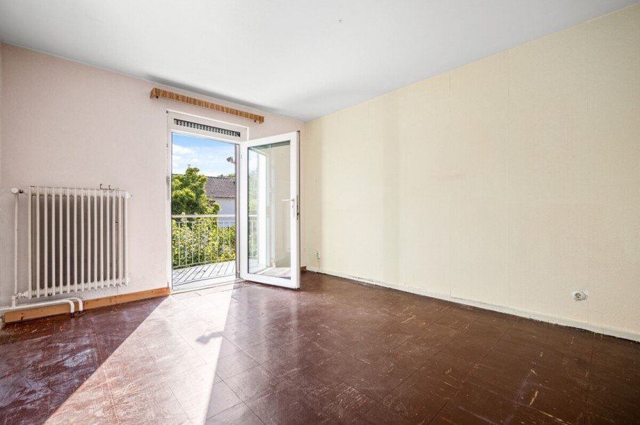 OG: Zimmer mit Balkon Reihenmittelhaus Norderstedt
