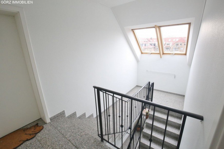 helles Treppenhaus Maisonettewohnung Norderstedt