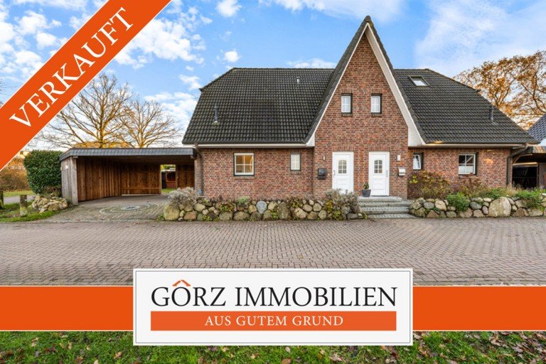  Kisdorf Doppelhaush�lfte *VERKAUFT* Neuwertige und sehr gut ausgestattete 5-Zi Doppelhaush�lfte mit Friesengiebel und Doppelcarport