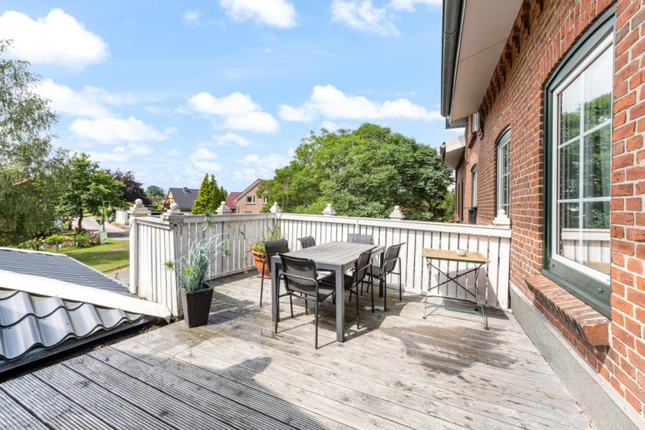 Dachterrasse Mietwohnung Gastronomie und Wohnung Oering