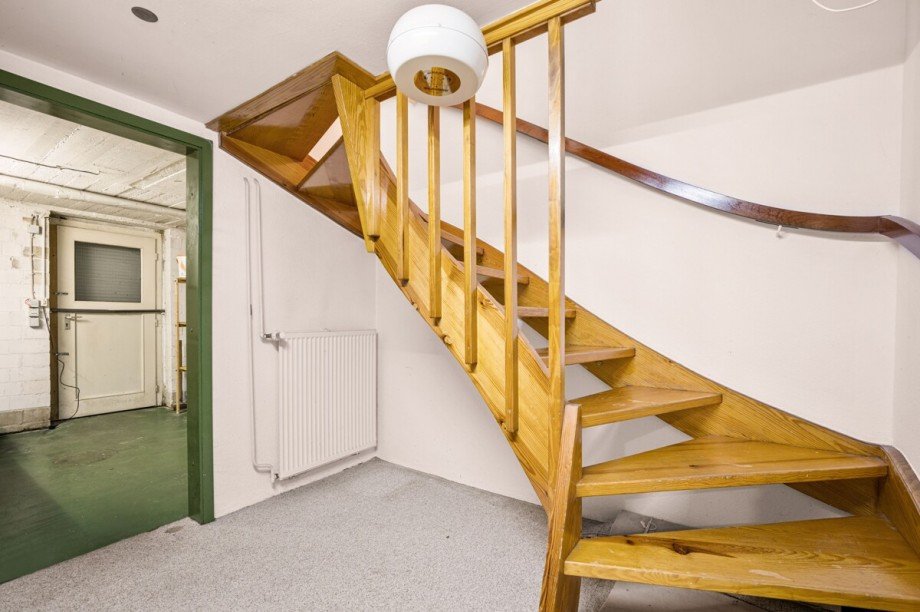 Flur, Keller Reihenmittelhaus Norderstedt