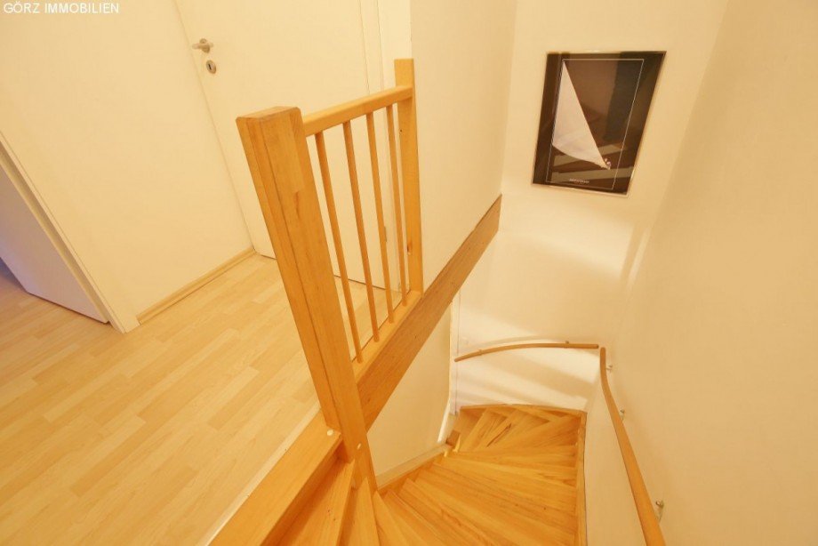 Treppenabgang zum OG Reihenhaus Wedel