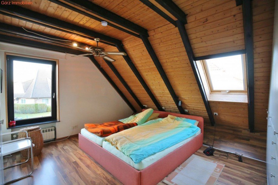 Schlafzimmer OG () Einfamilienhaus Pinneberg