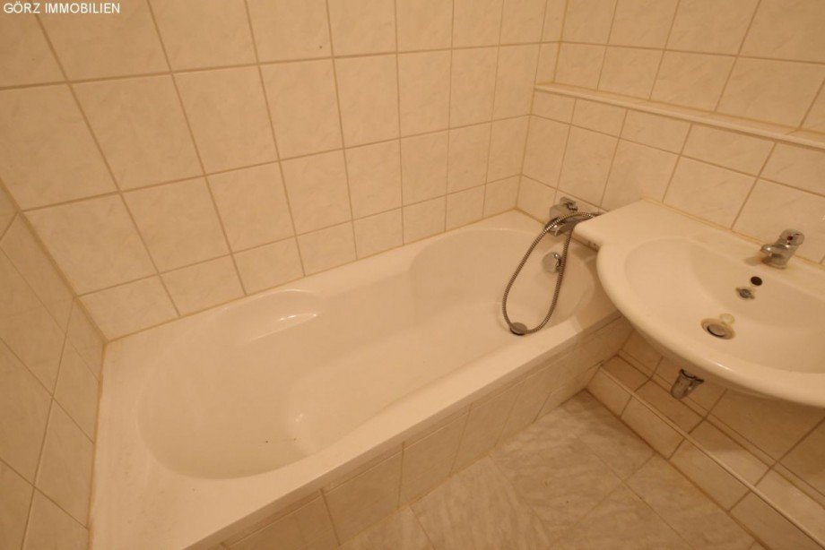 Badewanne Etagenwohnung Pinneberg