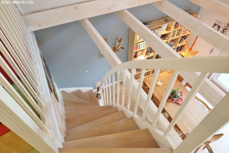 sch�ne Holztreppe! Maisonettewohnung Elmshorn