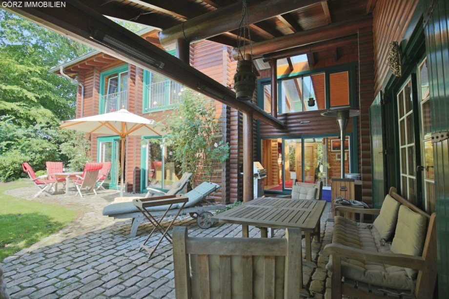 �berdachte Terrasse B�rohaus Kaltenkirchen