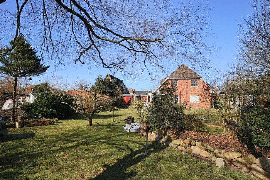 Blick zum Haus Einfamilienhaus Hartenholm