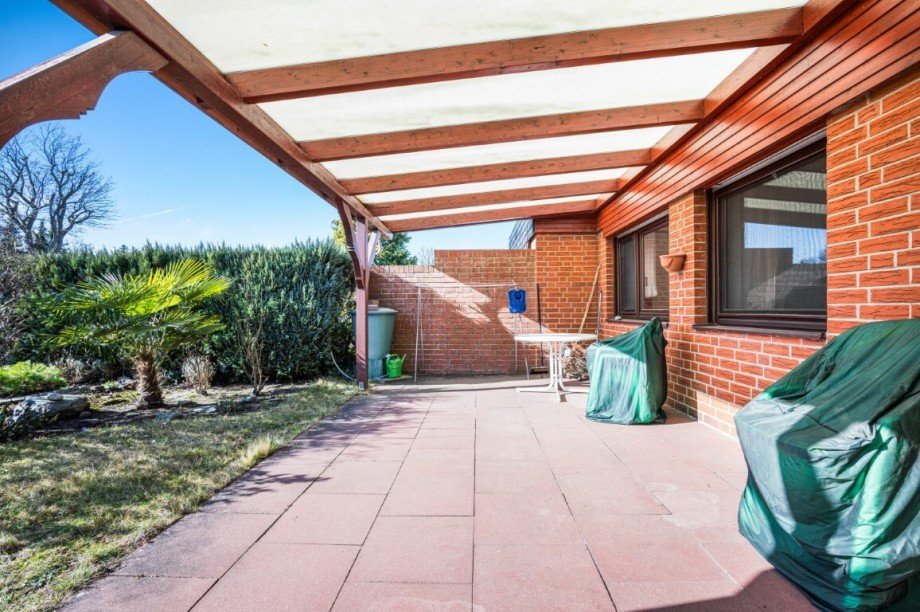 �berdachte Terrasse Reihenmittelhaus Henstedt-Ulzburg