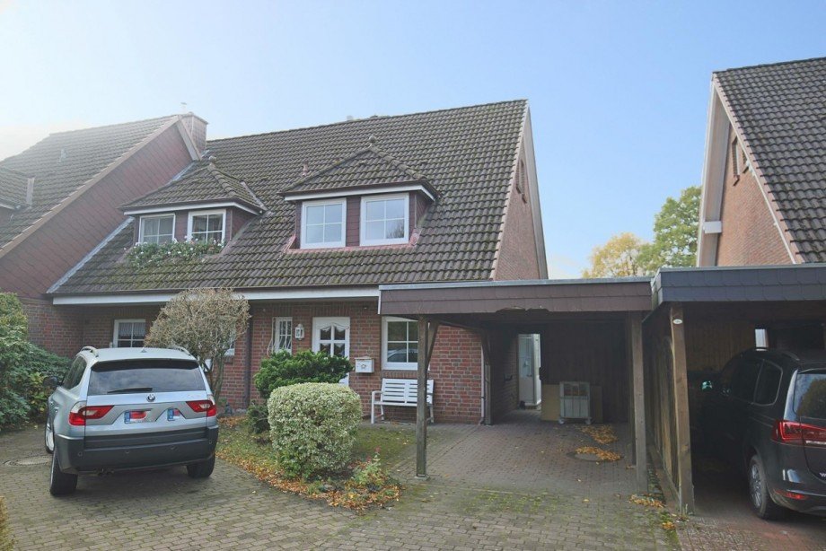 Strassenansicht Reihenendhaus Norderstedt