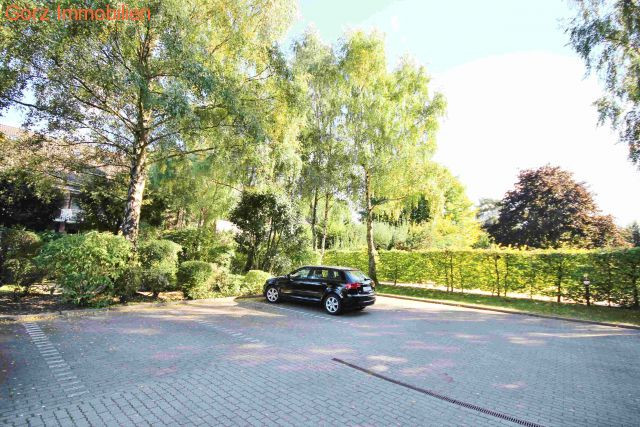 Der PKW-Stellplatz rundet das Angebot ab Terrassenwohnung Hamburg
