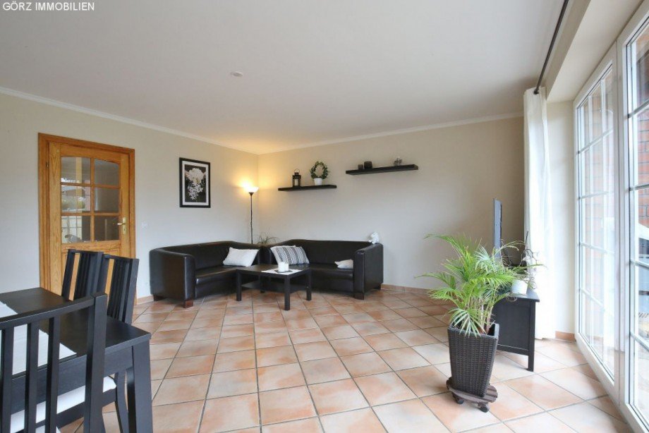 Blick vom Essbereich Doppelhaush�lfte Quickborn-Heide