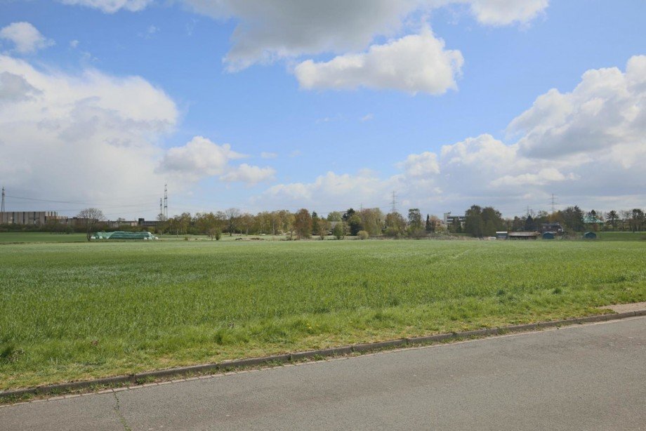 Tolle Feldrandlage Doppelhaush�lfte Norderstedt