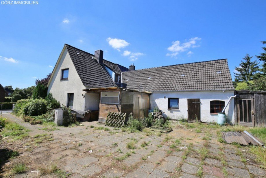 Seitenansicht mit Anbau Doppelhaush�lfte Norderstedt