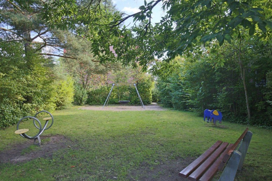 Spielplatz in der Nachbarschaft Reihenmittelhaus Schenefeld