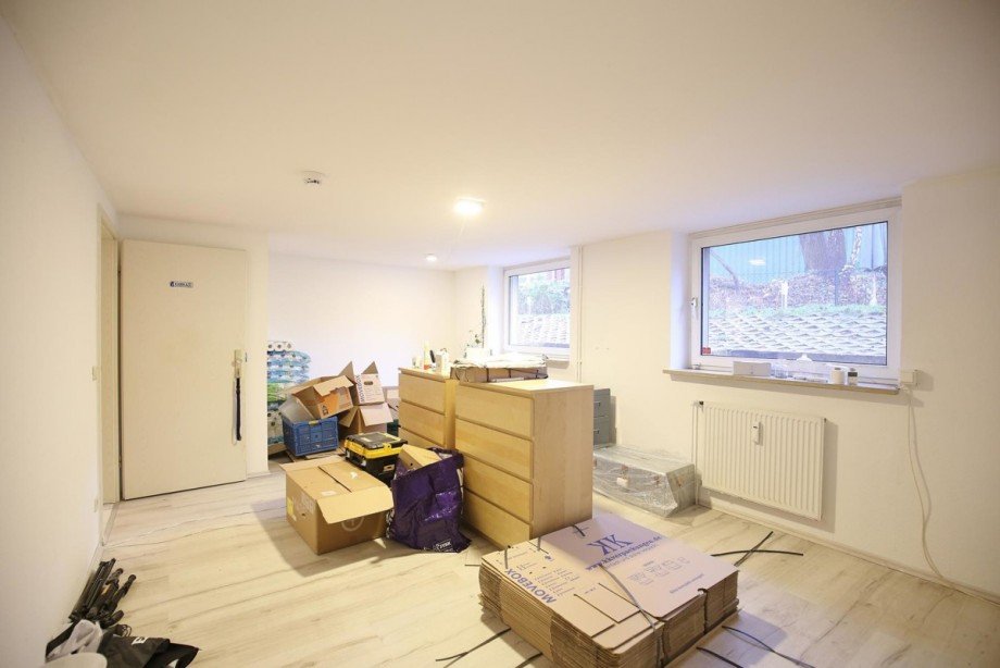 Gro�er Raum Souterrain Maisonettewohnung Hamburg