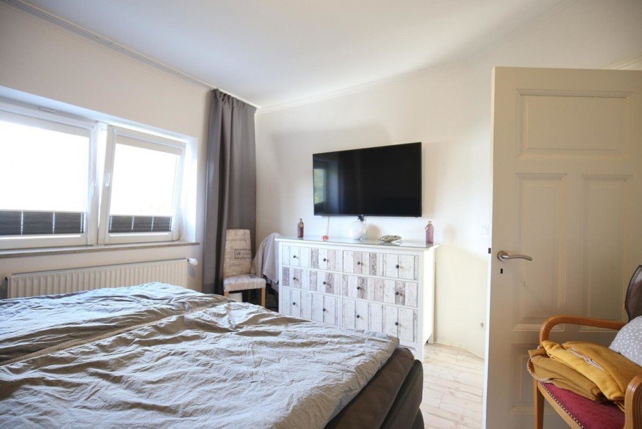 Schlafzimmer Doppelhaush�lfte Pinneberg