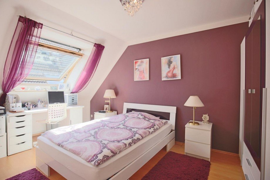 Schlafzimmer Doppelhaush�lfte Hamburg