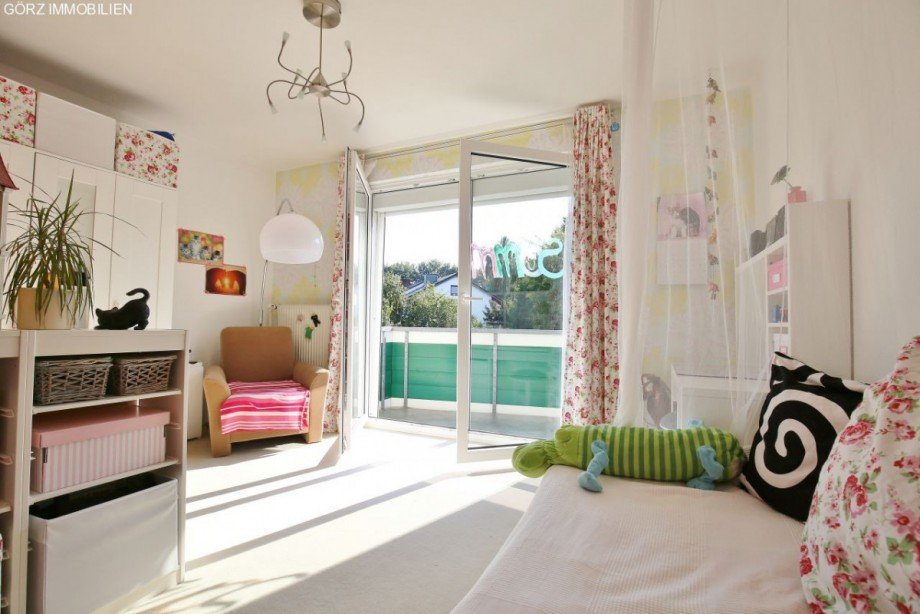 Zimmer im OG Reihenendhaus Norderstedt