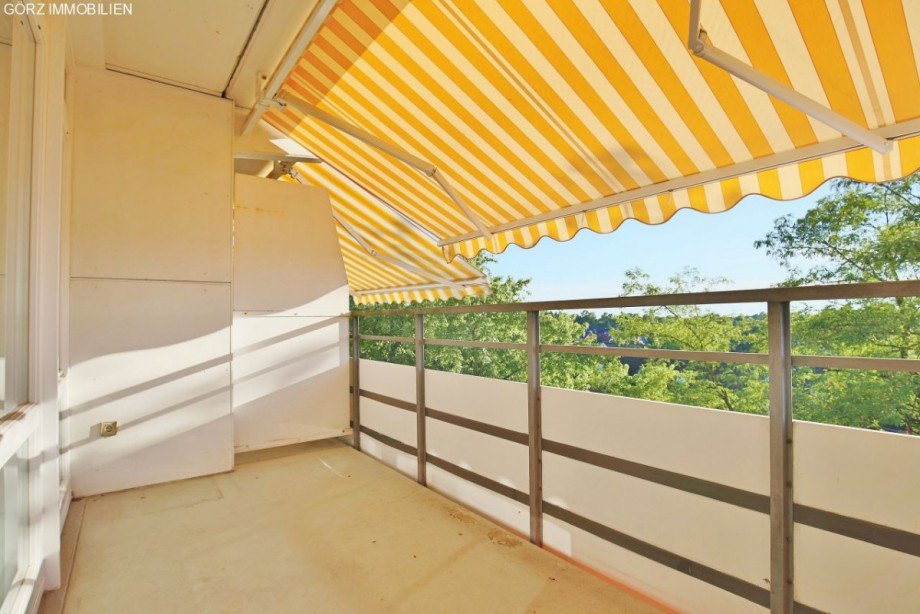 gro�er Balkon Etagenwohnung Quickborn