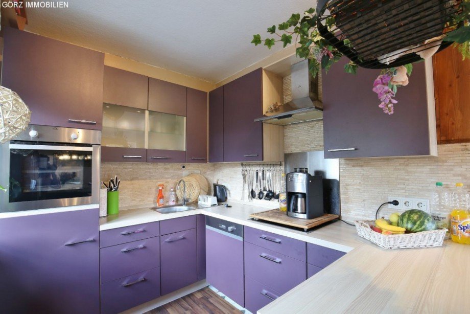 Moderne Einbauk�che in Flieder/Taube Doppelhaush�lfte Quickborn-Heide