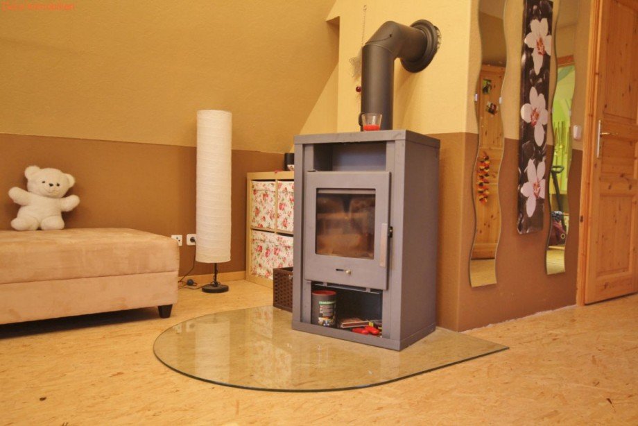 Jugendzimmer mit Kamin OG Doppelhaush�lfte Tornesch