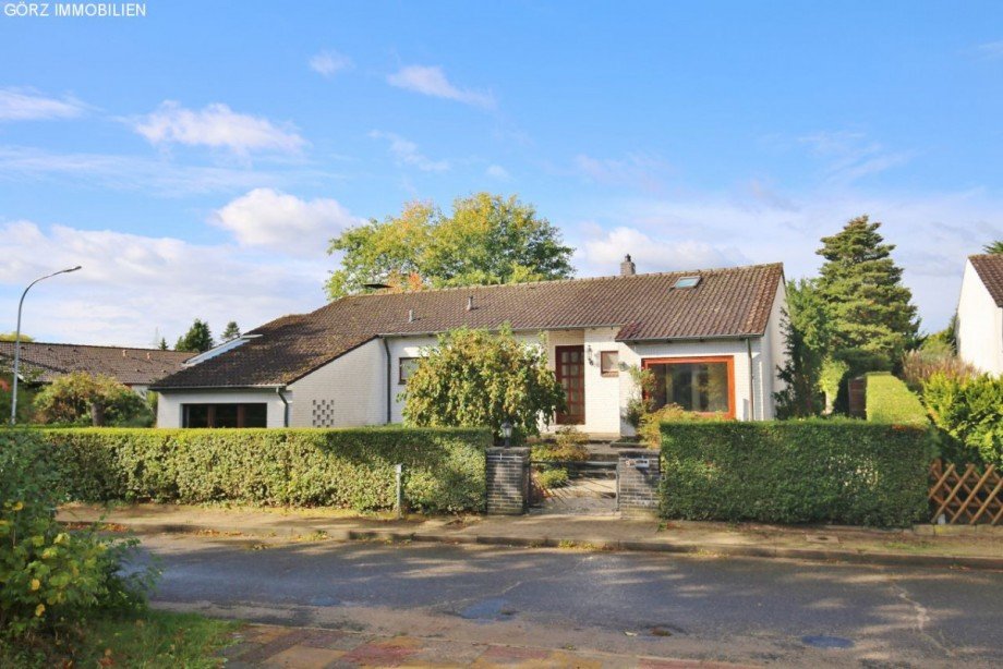 Stra�enansicht Einfamilienhaus Quickborn