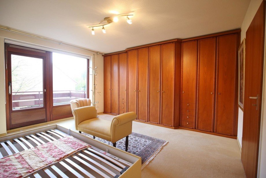 Zimmer I OG mit Balkon Einfamilienhaus Norderstedt