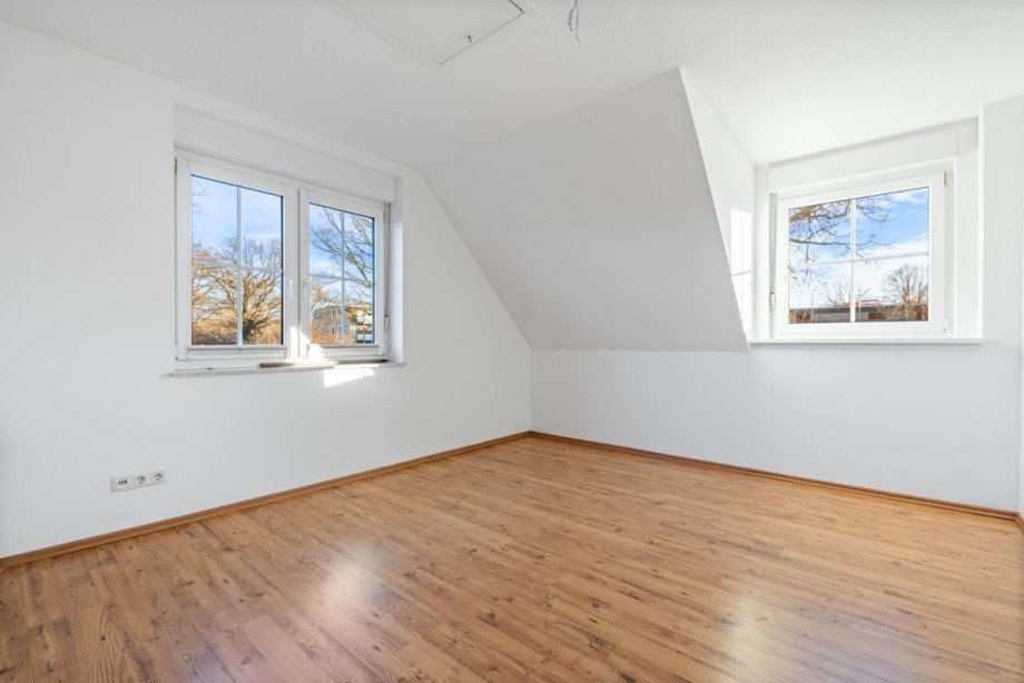 Zimmer 2 OG Doppelhaush�lfte Kisdorf