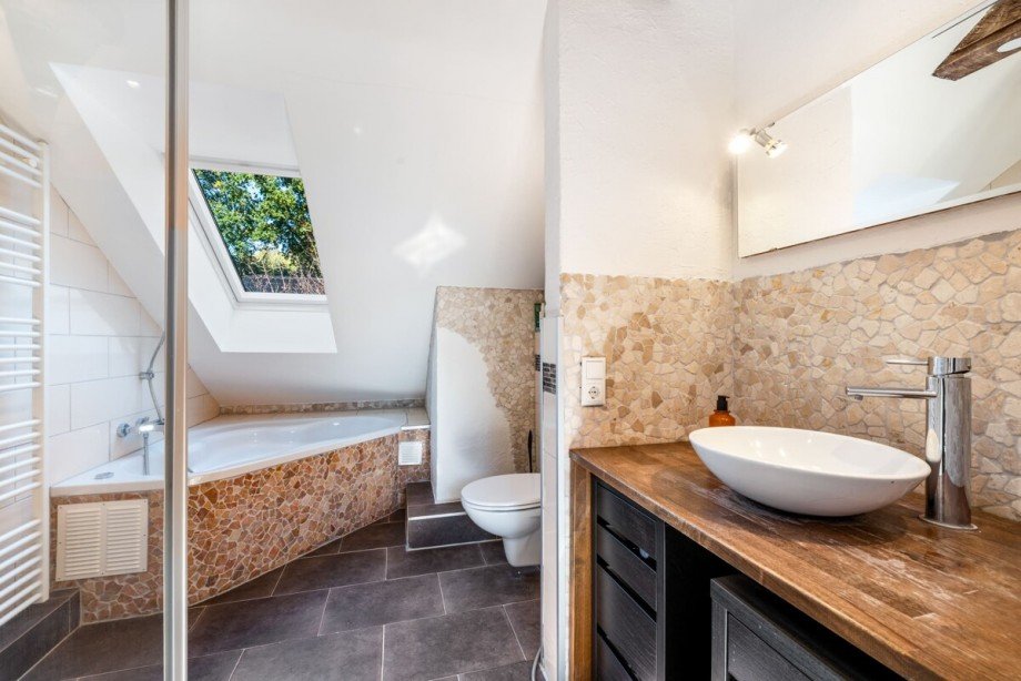 Vollbad im OG Einfamilienhaus Henstedt-Ulzburg