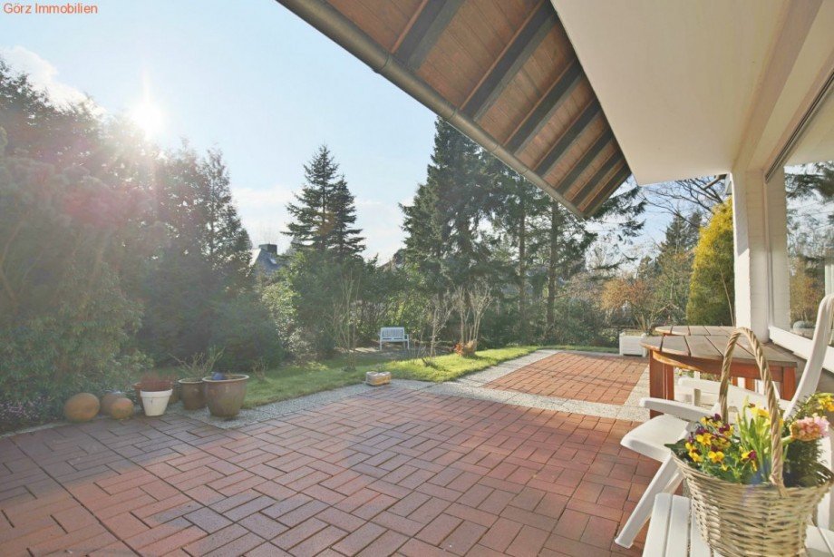Blick von der Terrasse Zweifamilienhaus Quickborn-Heide