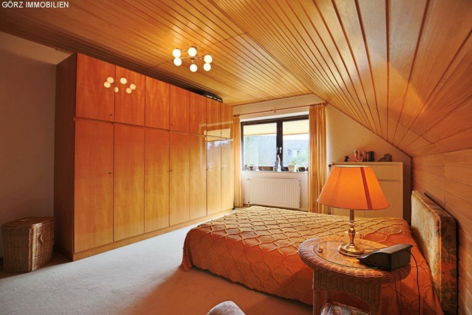 Schlafzimmer im OG Zweifamilienhaus Norderstedt
